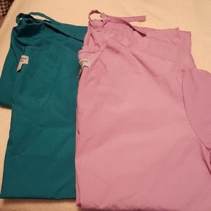Women's scrub sets size XL
